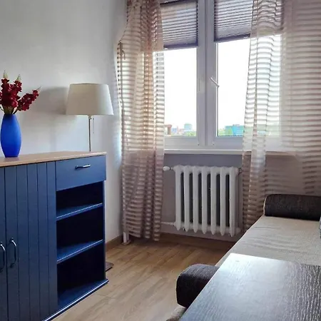 Apartament, 3 Na 10 Pietrze Appartement